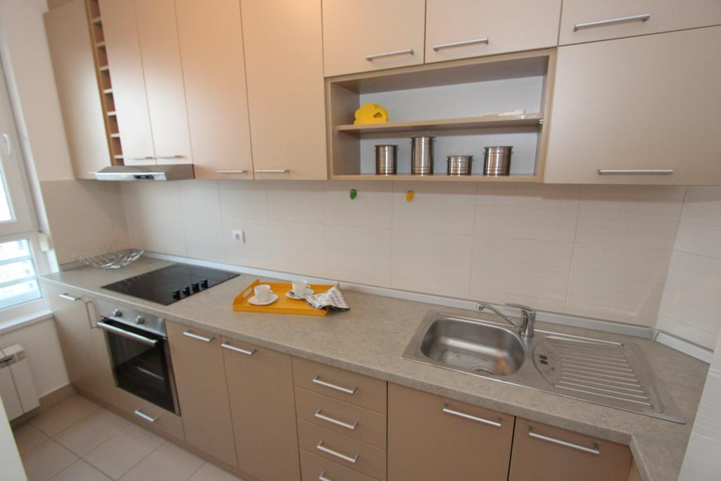 New Belgrade Apartment Neven, Parking 5 Evra Dan Exterior photo